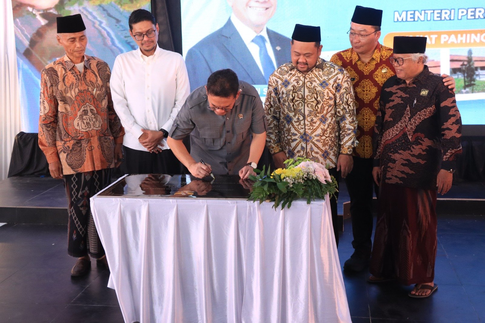 Pasar Rakyat Sidayu Diresmikan Mendag, Kapolres Gresik Pastikan Aman dan Kondusif