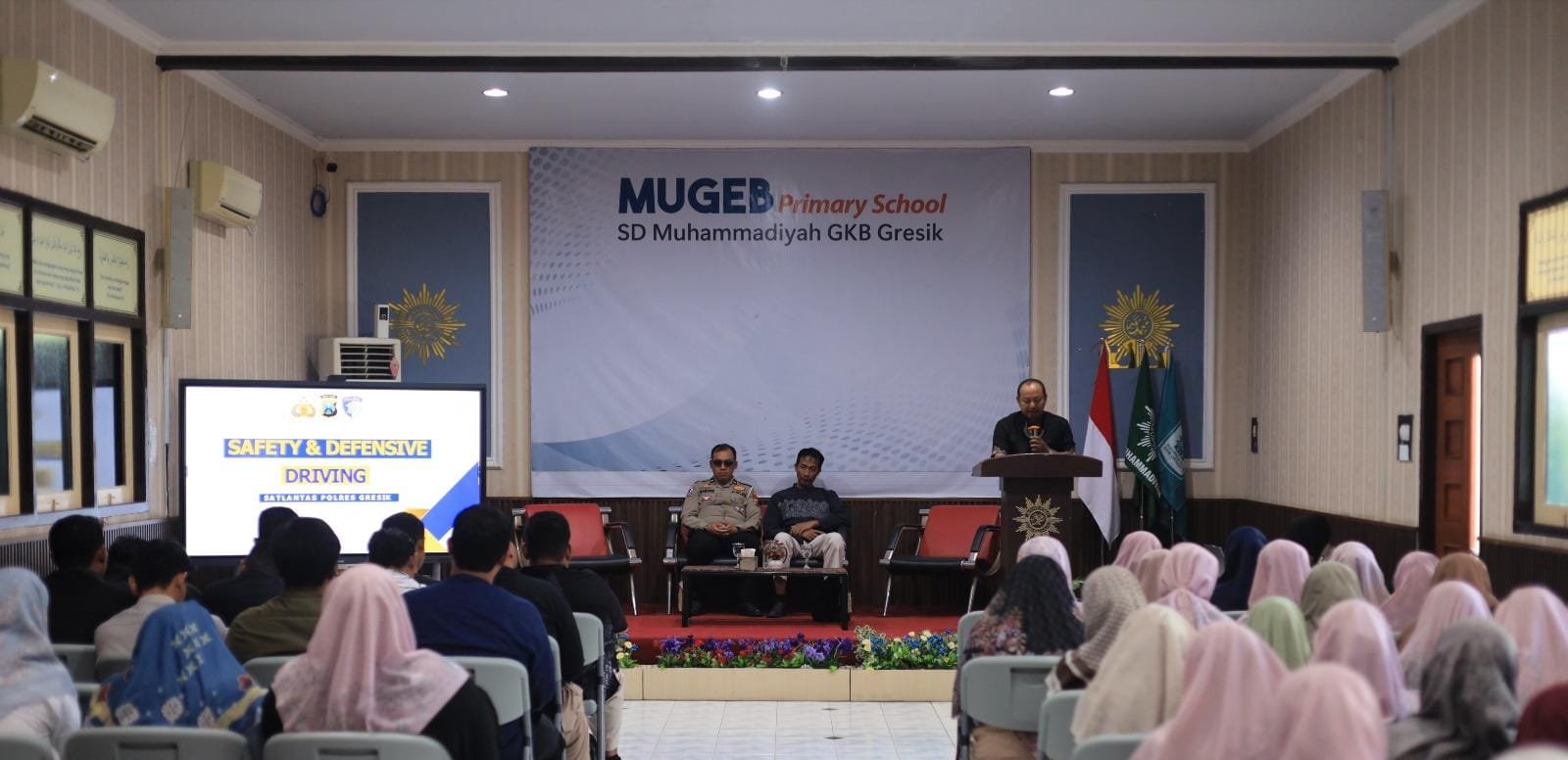 Polres Gresik Tanamkan Budaya Tertib Lalu Lintas Sejak Dini, Gandeng Guru Lewat Polantas Menyapa