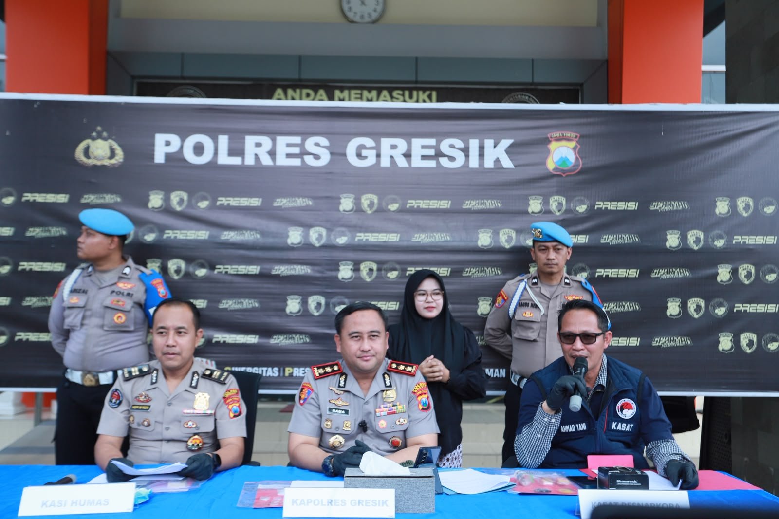 Polres Gresik Bongkar Peredaran Sabu Sistem Ranjau di wilayah selatan, Dua Kurir Dibekuk dengan Barang Bukti 38 Gram