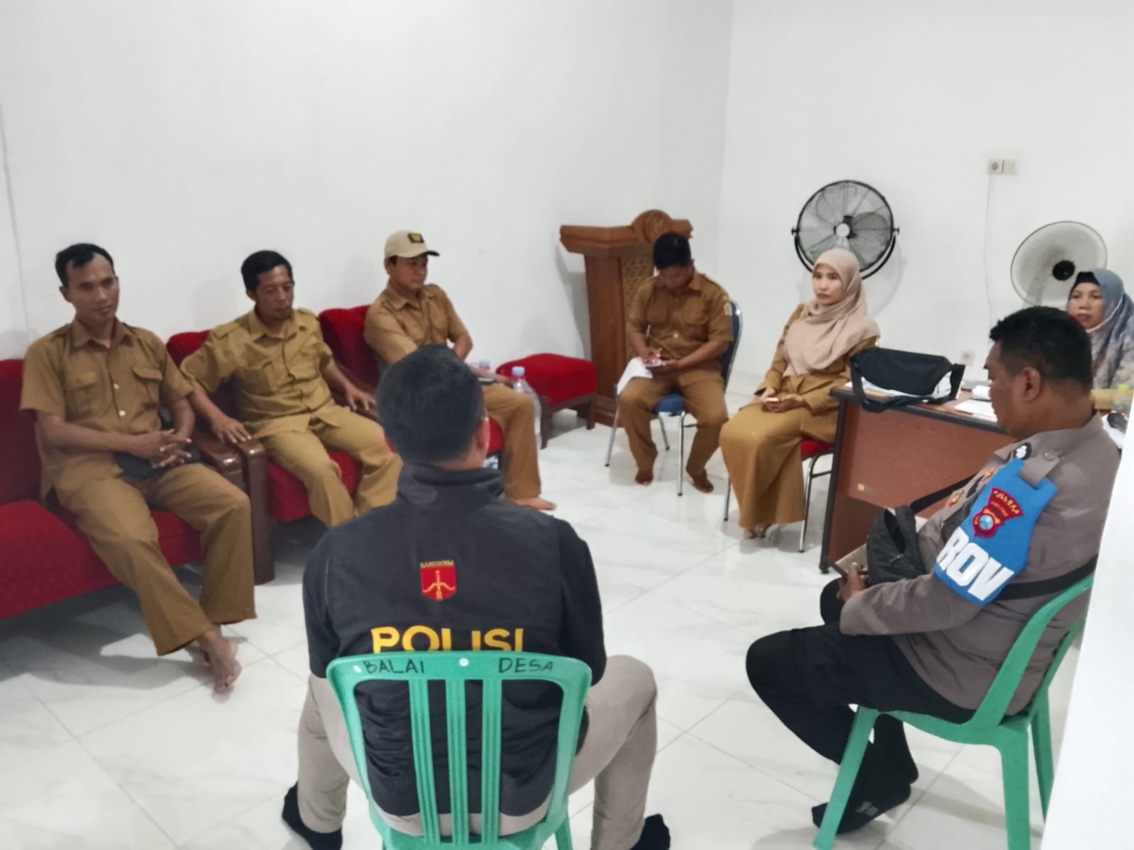Polres Gresik Gencarkan Cooling System, Edukasi Warga Bahaya Judi Online dan Pinjol Ilegal