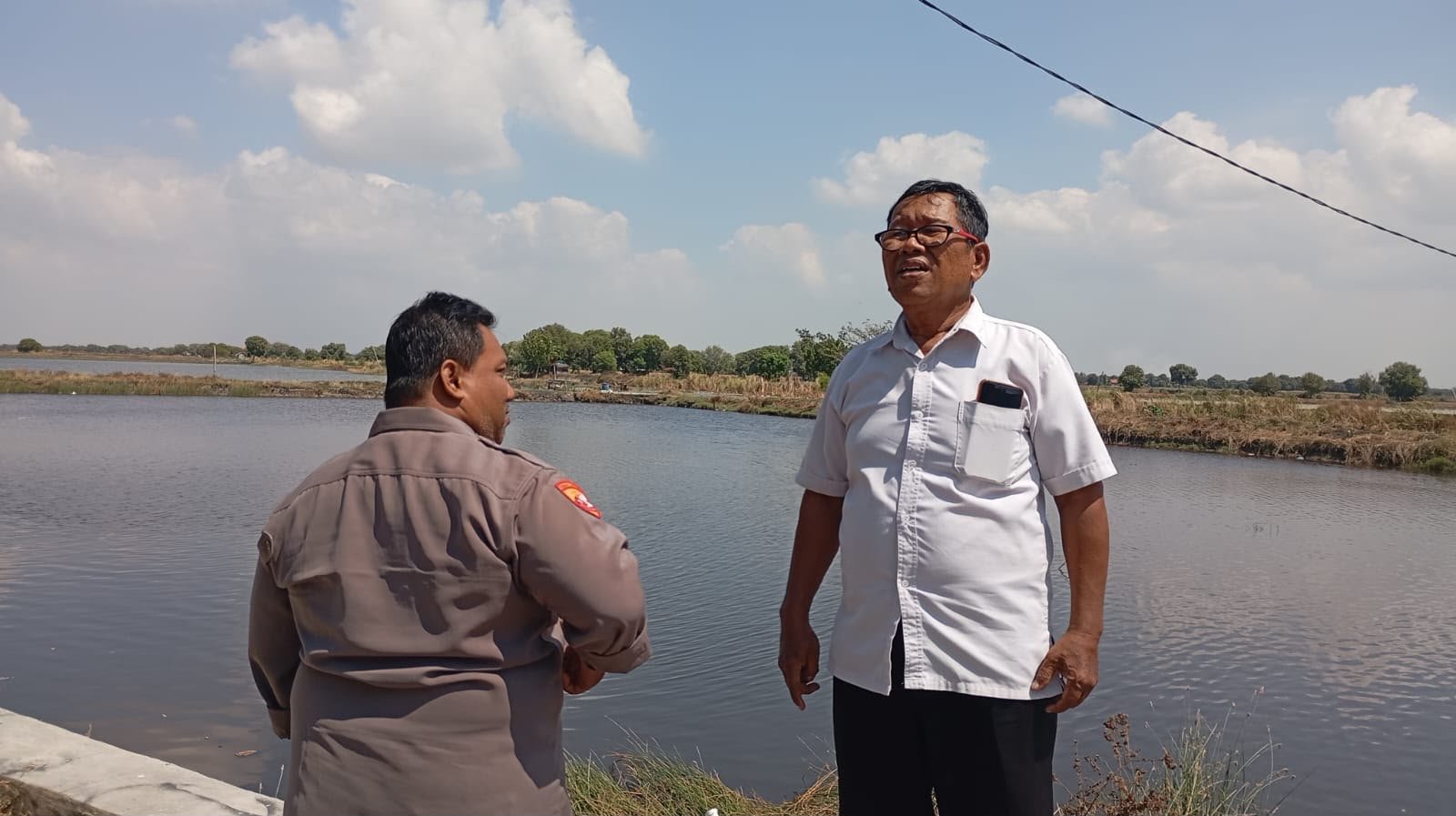 Polsek Duduksampeyan Cek Pemeliharaan Tambak Ikan, Dukung Ketahanan Pangan di Gresik